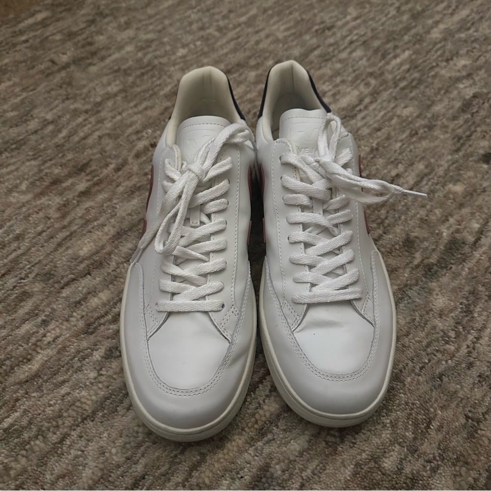 Men’s VEJA V-12 Sneakers